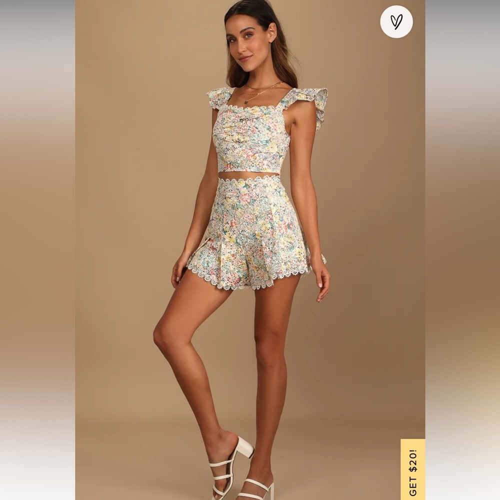 Lulu’s two piece set